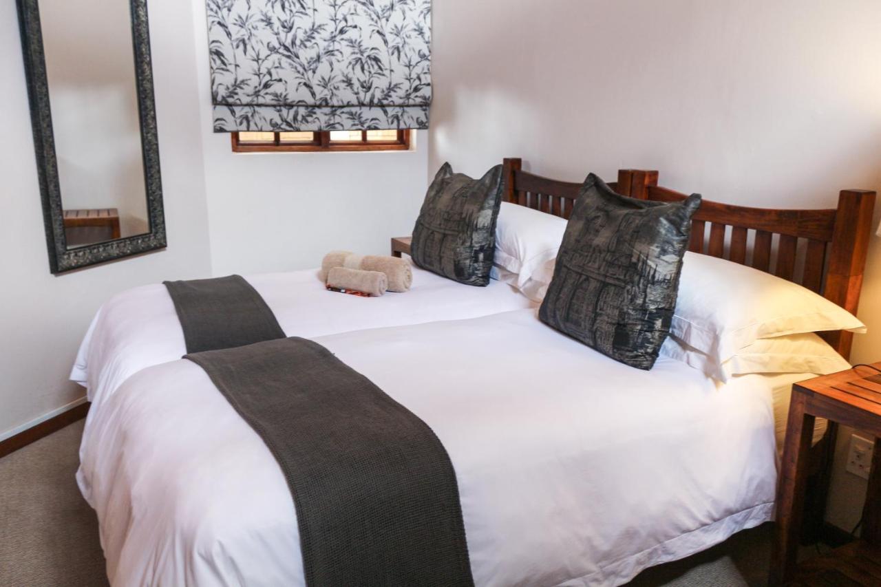 25 On Catherine Pretoria Ngoại thất bức ảnh